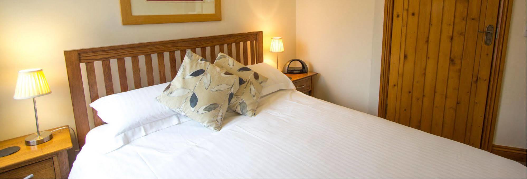 Rose & Crown Hotell Tenbury Eksteriør bilde